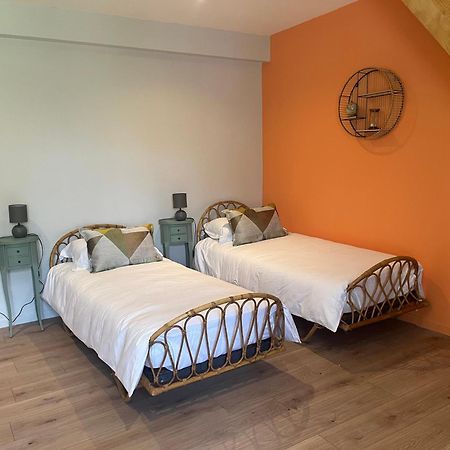 Le Moulin De Moquesouris - Chambres D'Hotes Et Table D'Hote Nazelles-Negron Bagian luar foto